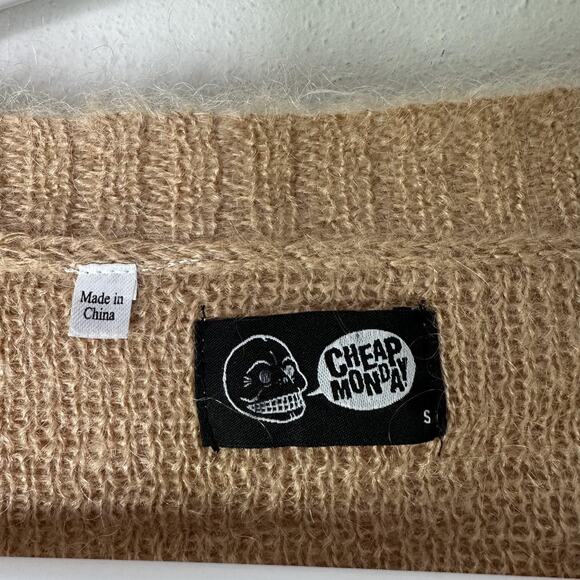 Cheap Monday Kaelen Mohair Cardigan Sweater Womens Small Tan Fuzzy Button EUC - Picture 6 of 8